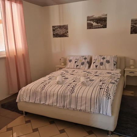 Studio Apartman Grguric Karlovac Exterior foto