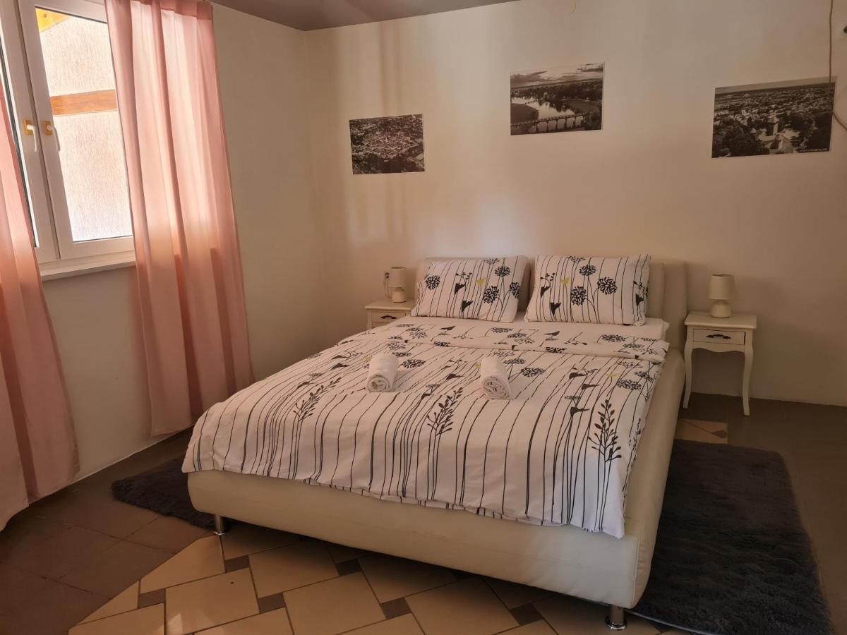 Studio Apartman Grguric Karlovac Exterior foto